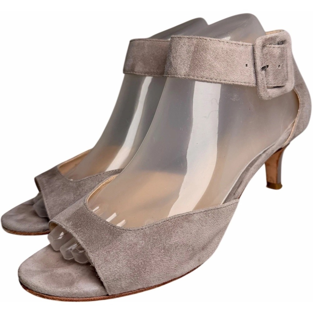 Pelle Moda Berlin Suede Kitten Heel Sandals Taupe Gray Ankle Strap 8M Neutral - Picture 4 of 11